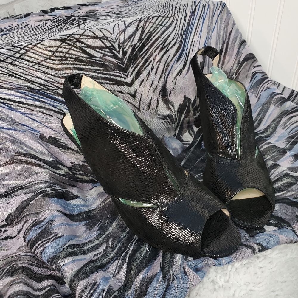 Minelli Black Open Toe Slingback Split Front Heels - image 4